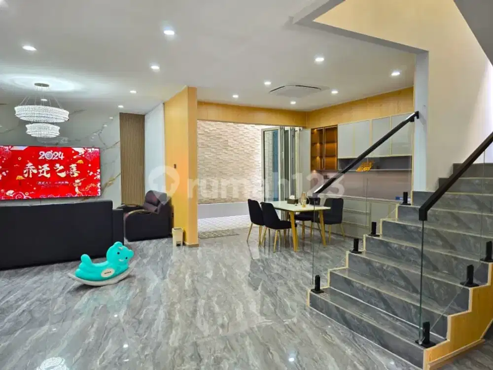 Rumah Cluster Terdepan Paramount Land, Serenade Lake Gading Serpong Full Renov & Furnish