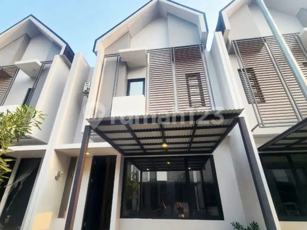 Rumah Myza Cozmohouse 3 Lantai BSD Baru Bagus dan Fully Furnished