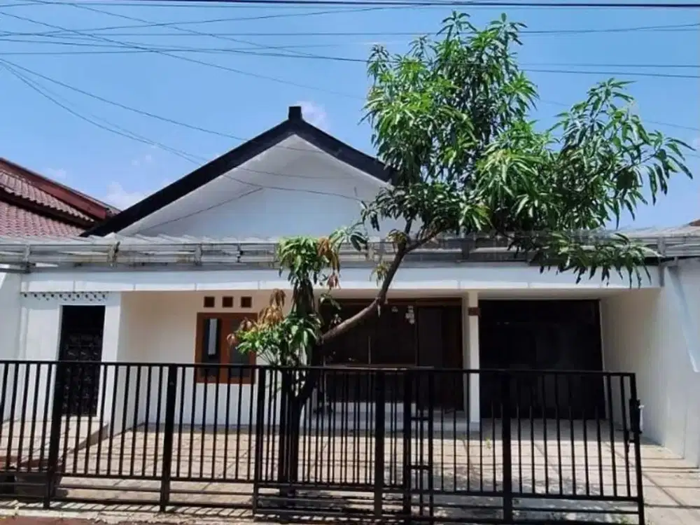 Rumah Terawat Siap Huni di Turangga Buah Batu Kota Bandung -  Lokasi Elite, Hanya 2,9 M!