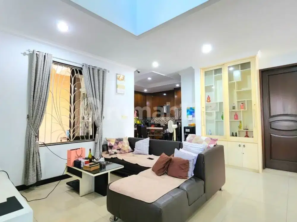 Dijual Rumah Hook Full Furnish Duta Garden Tangerang Dekat dengan Airport