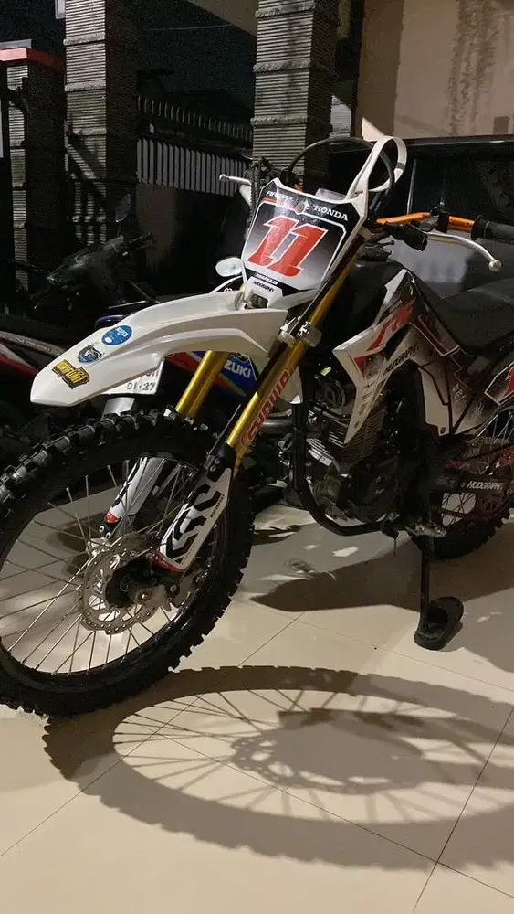 Di jual honda crf 150L