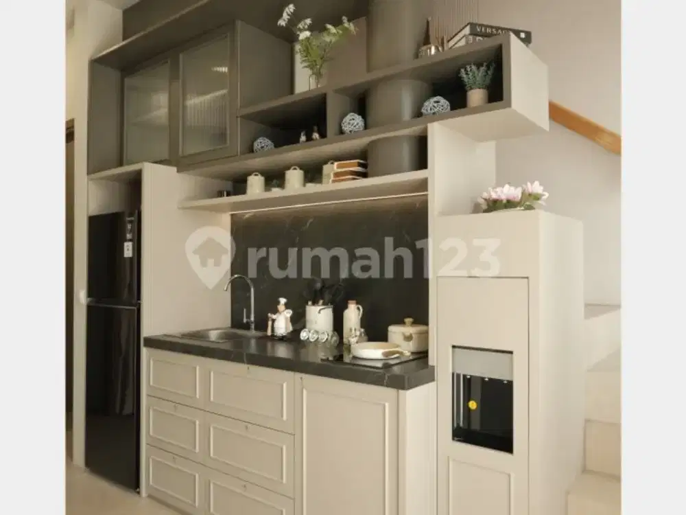 Rumah Modern di Pusat Kota BSD Tangerang