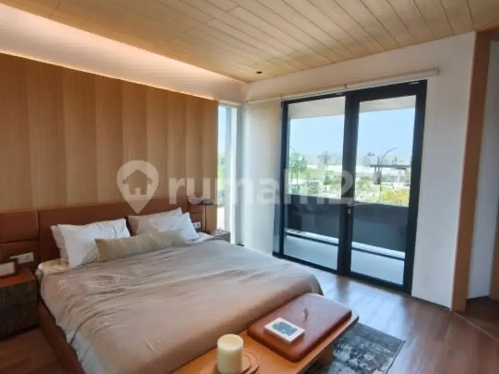 Rumah 2 Lantai Luas dan Berada di Kawasan Premium