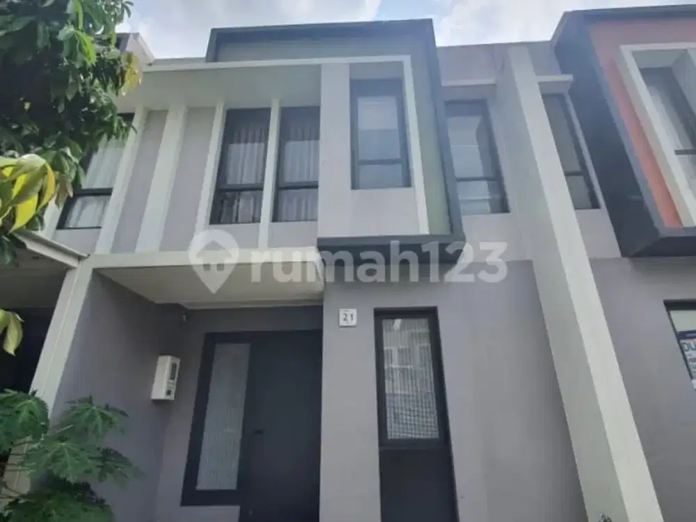 Rumah Modern Rapi dan Full Fasilitas