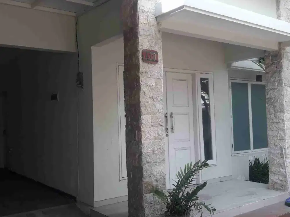 FOR SALE Rumah Bagus di Sidosermo PDK Surabaya