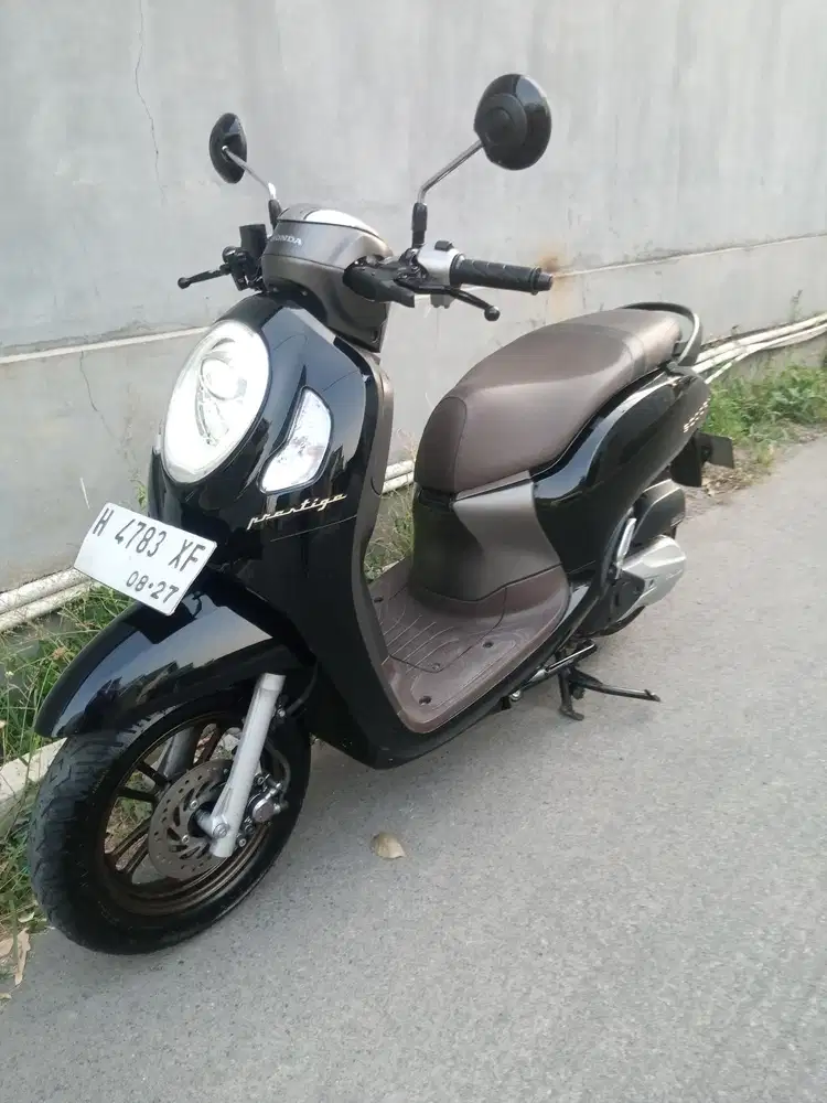 Honda Scoopy prestige Hitam 2022