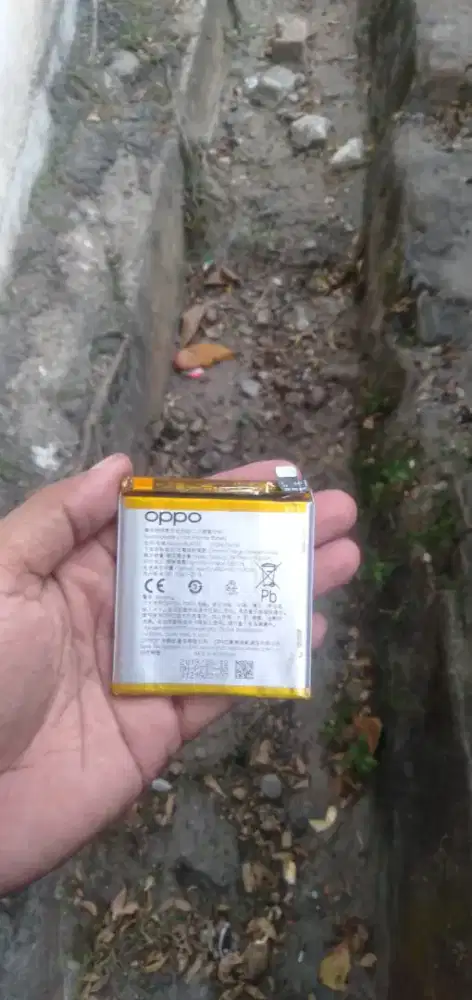 Laku di jual Oppo asli dan original barltrainya