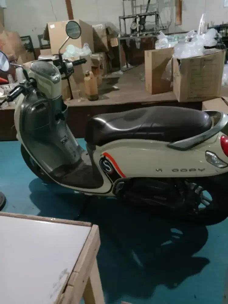 Dijual cepat motor Scoopy