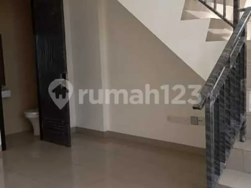 Dijual dan Disewa Rumah di Pik2