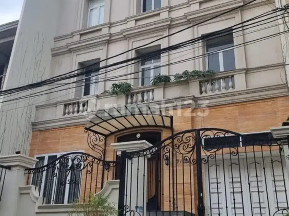 Rumah Siap Huni di Plut Murni