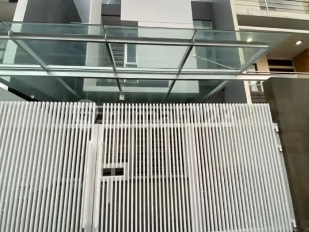 Rumah Impian di Manyar Permai Pik, Jakarta Utara. Kawasan Strategis