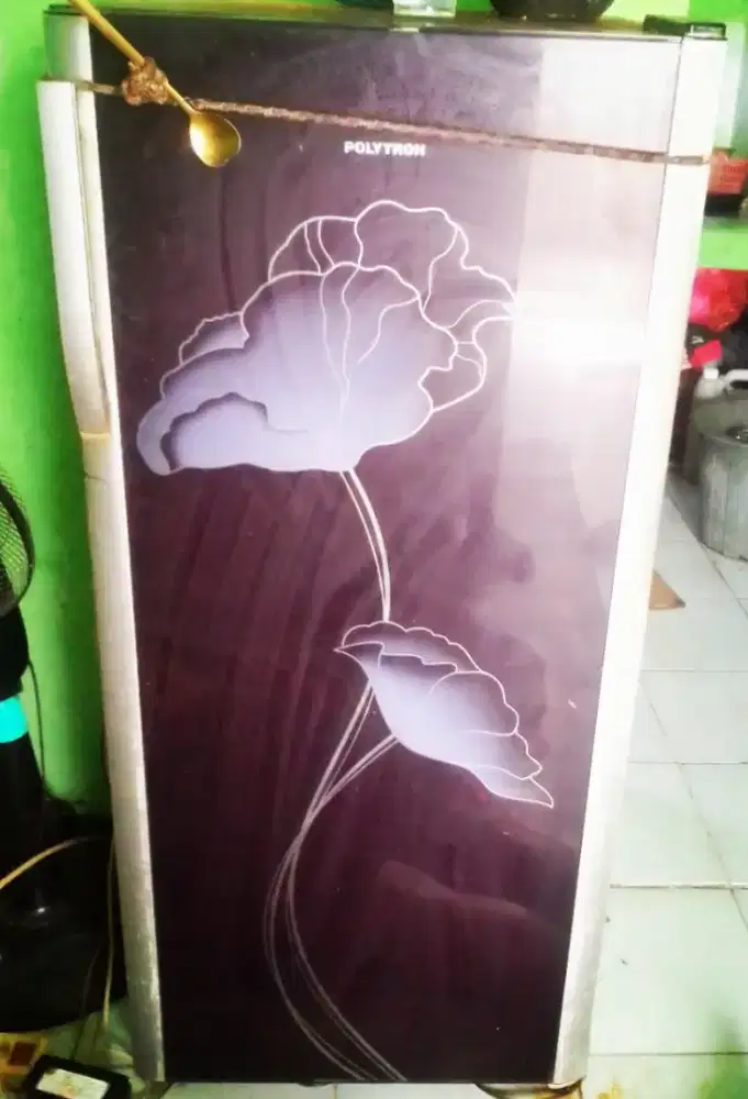 Jual MURAH Kulkas 1Pintu Politron-Karna Lg BU,:265ribu(Jual Apa Adanya