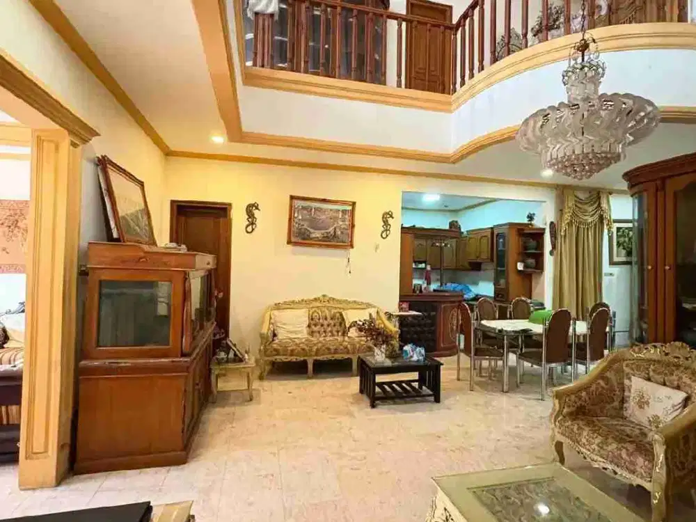 RUMAH PEJATEN BARAT JAKARTA SELATAN