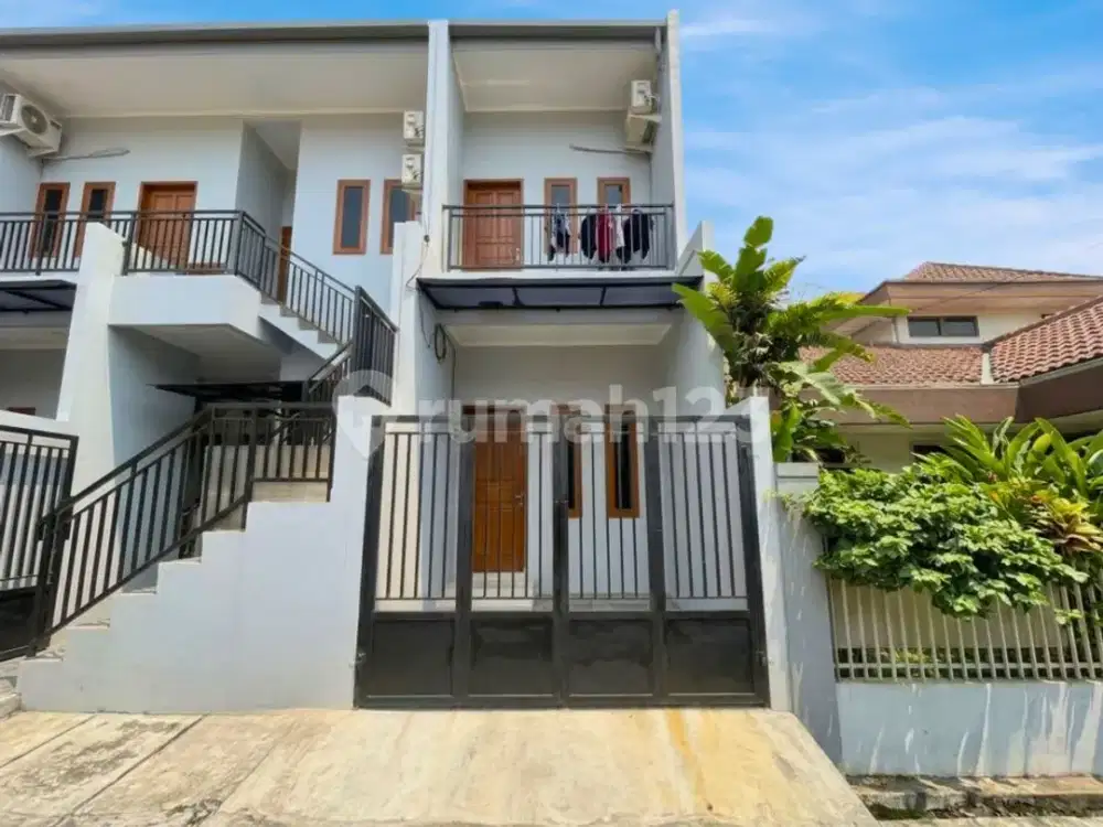 Cawang Baru - Cuma 1 M An Rumah Siap Huni Dekat Perkantoran Bumn