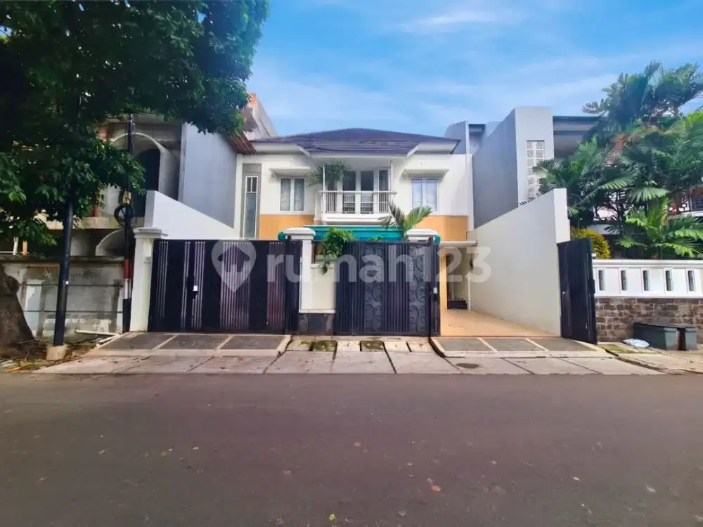 Rumah Siap Huni di Tebet Barat | Akses 2 Mobil | SHM | Lokasi Premium