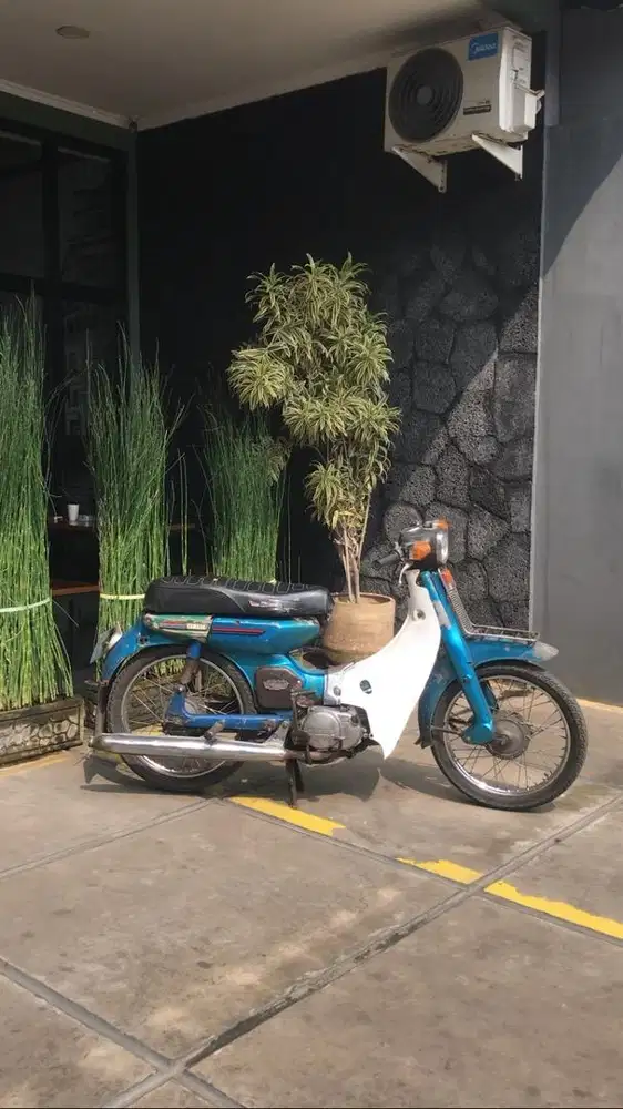 FOR SALE Yamaha V75