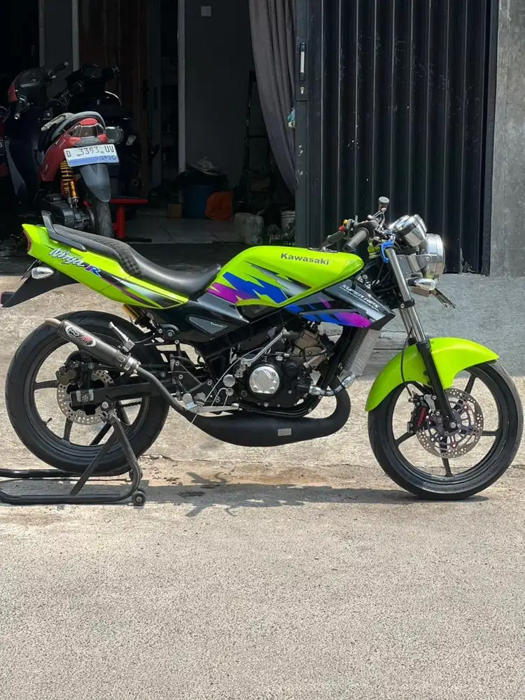 Kawasaki ninja r