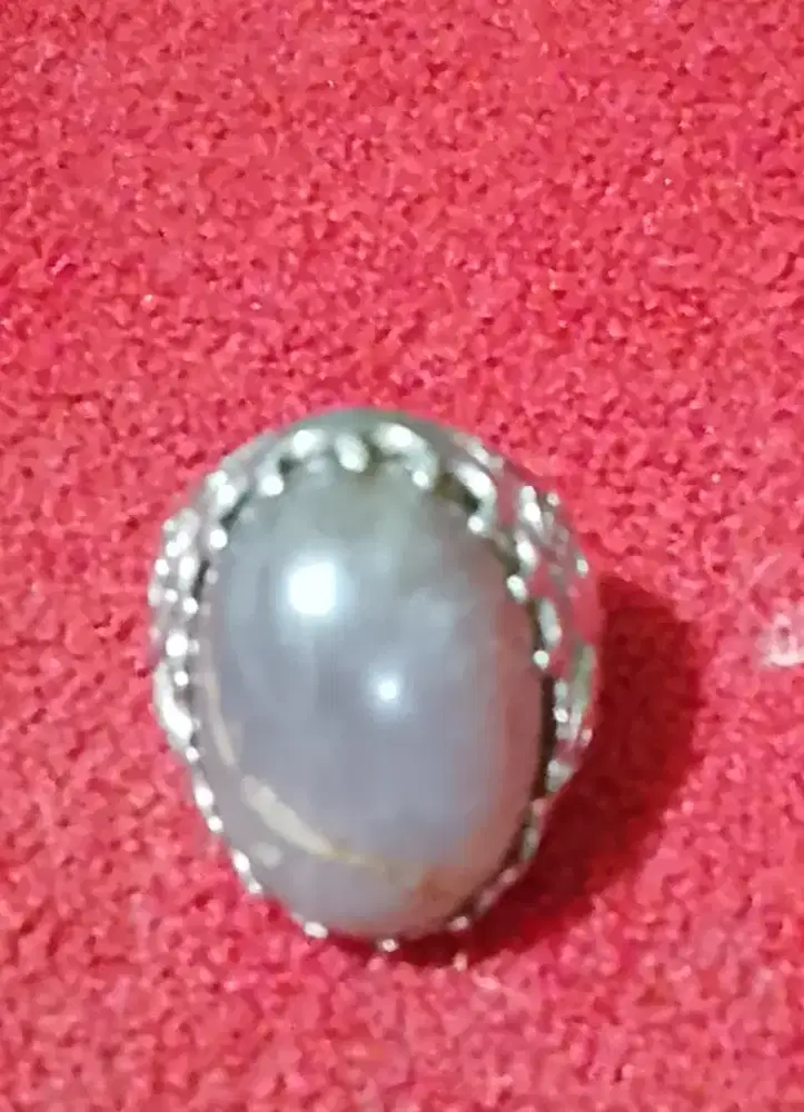 Cincin batu akik white