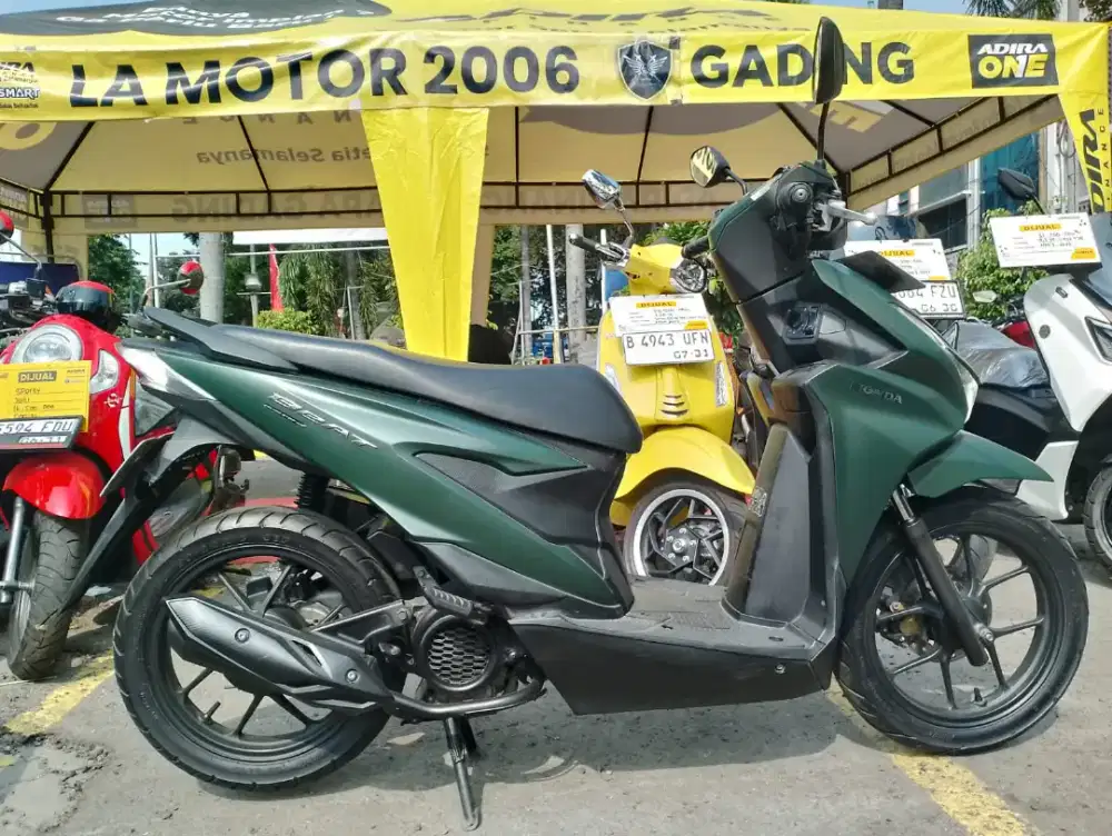 DP 900 RB BEAT DELUXE SMARTKEY TH 2025 KTP DAERAH BISA/CASH/TT/CC 0%