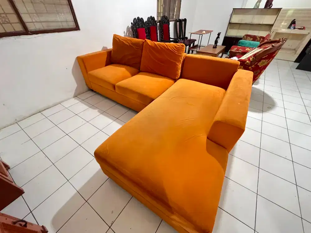 Sofa Santai Letter L model antik