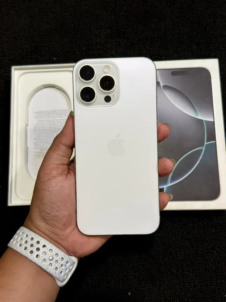 iPhone 16 Pro Max 512gb Bekas Pakai Seperti Baru Garansi On