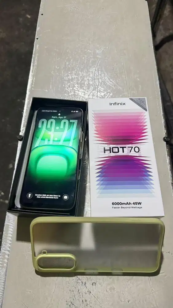 infinix hot 70 ram 8/128gb fullset