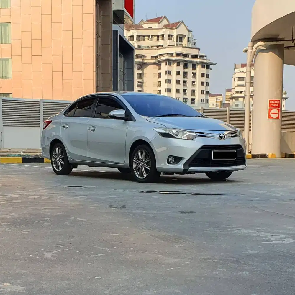 (TDP 30JT) LOW KM 125 RB ! TOYOTA VIOS 1.5 G A/T 2014 SILVER ! RECORD