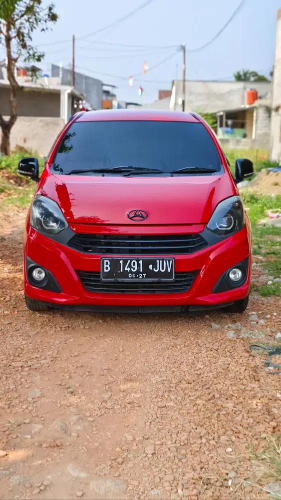 DAIHATSU Ayla 1.0 X 2017 Automatic