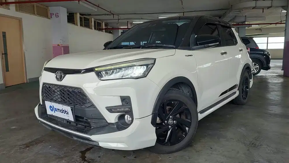 TDP 1 JUTA Toyota Raize 1.0 T GR SPORT TSS Two Tone AT 2021 Putih CHFE