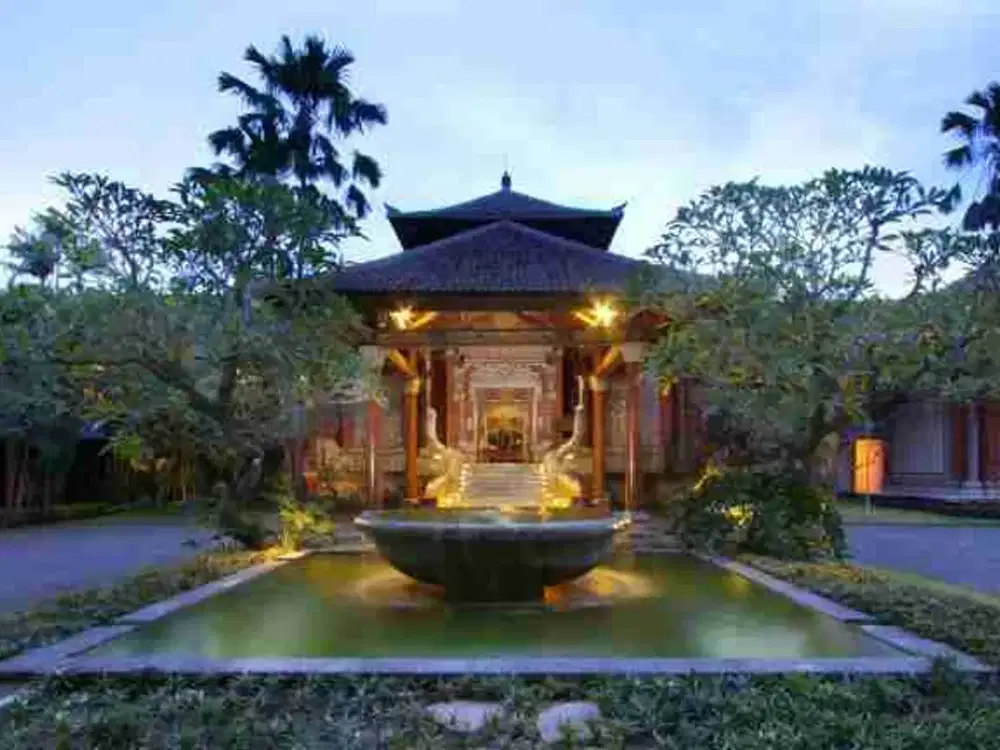 Luxury Hotel Jimbaran Bali Pinggir Pantai Bagus Untuk Investasi