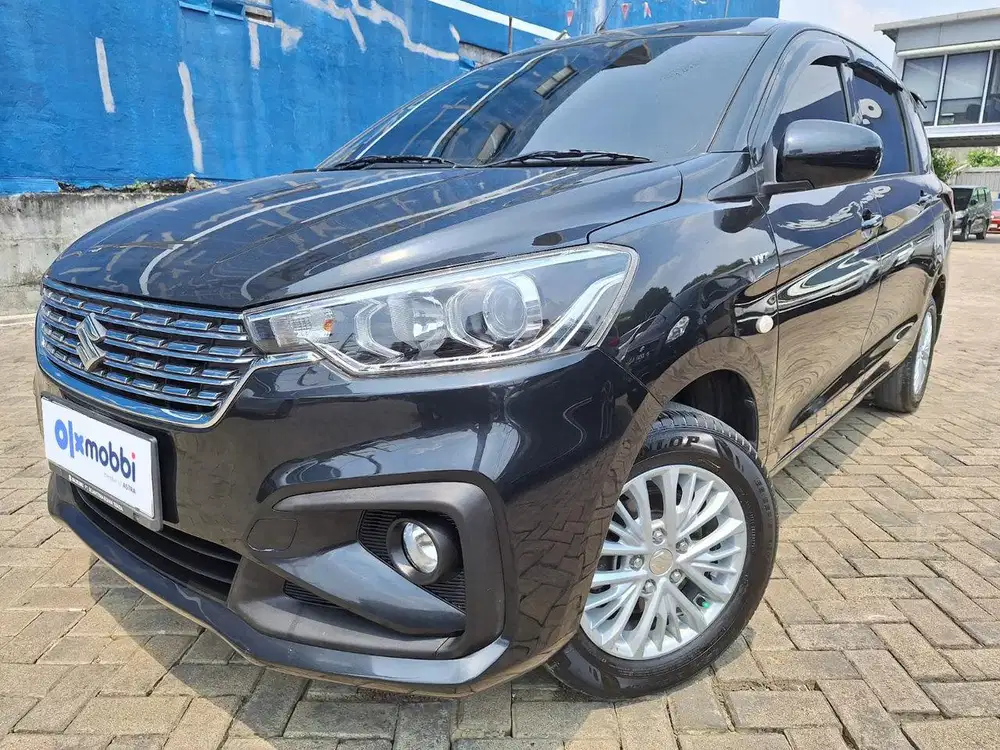 TDP 1 JUTA Suzuki Ertiga 1.5 GL Bensin-MT 2021 Hitam CTRWB