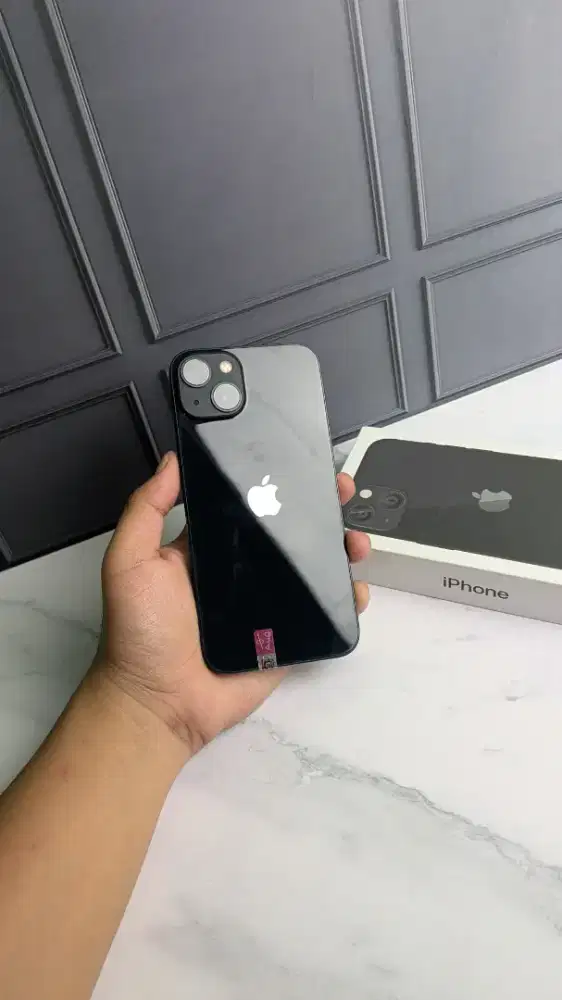 Iphone 13 256 Gb beacukai Bh100% (Sinyal permanen)