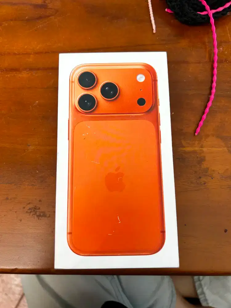 Iphone 17 Pro 256GB Ibox Cosmic Orange BNIB