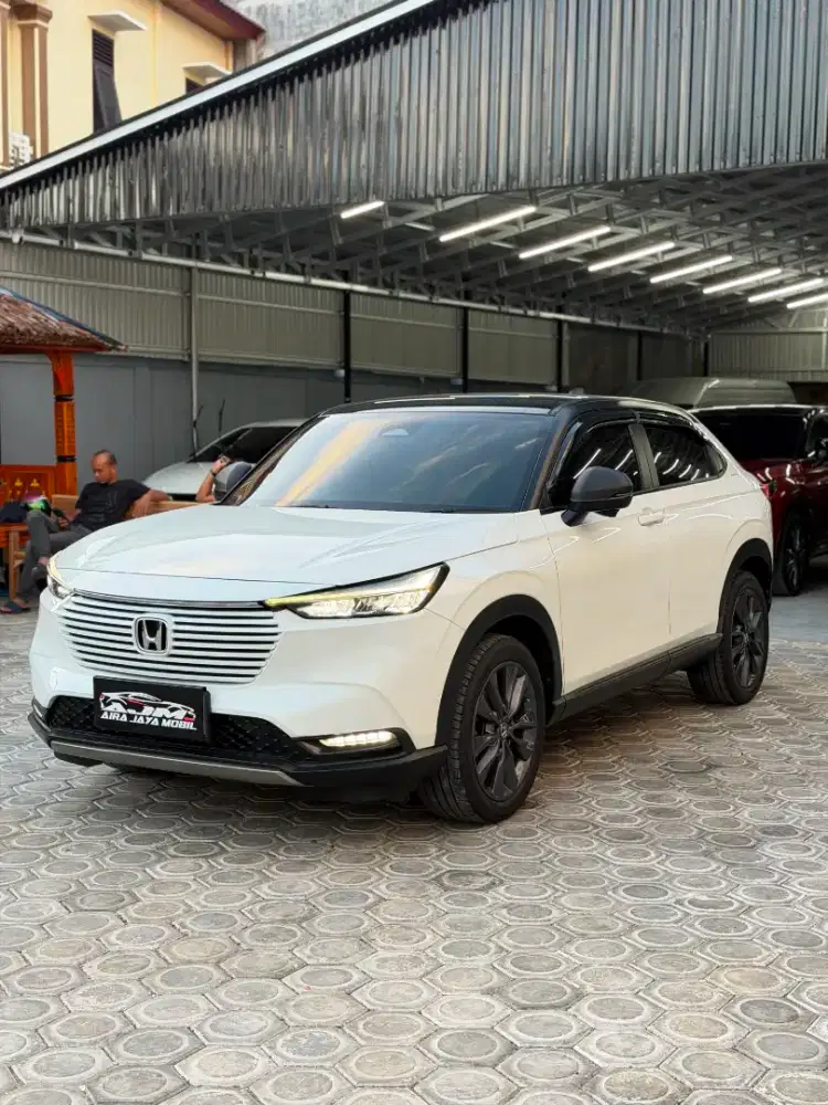 Honda Hrv SE tahun 2022 metic hrg nego