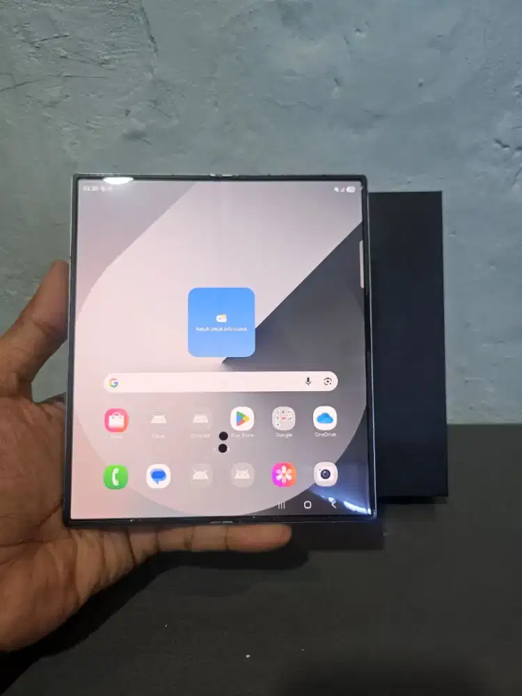SAMSUNG Z FOLD 6 5G RAM 12/256GB ORIGINAL SEIN MULUS NORMAL FULLSHET
