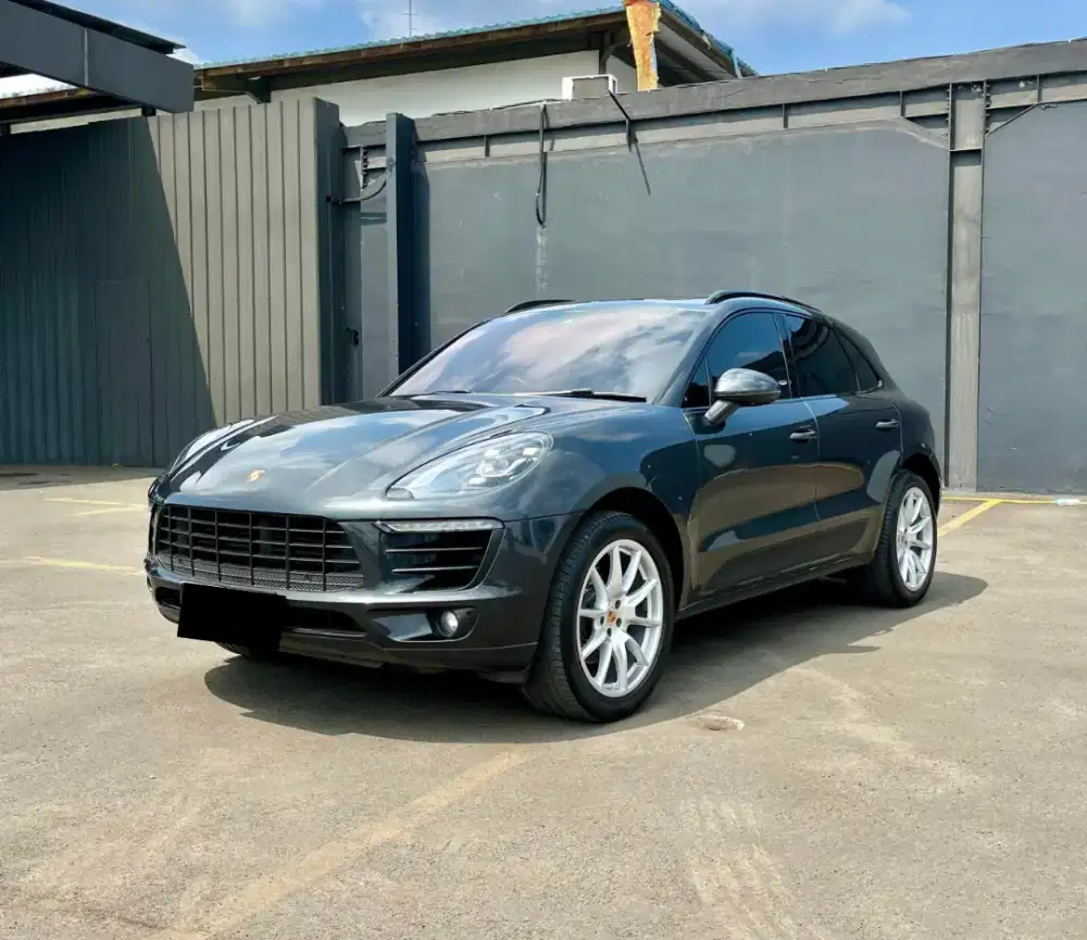 Porsche Macan 2.0 Turbo 2018 KM 55rb Grey Perfect Condition