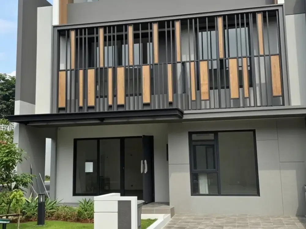 Dijual Brand New Rumah Strozzi Gading Serpong Premium Attic 3 Kamar Murah