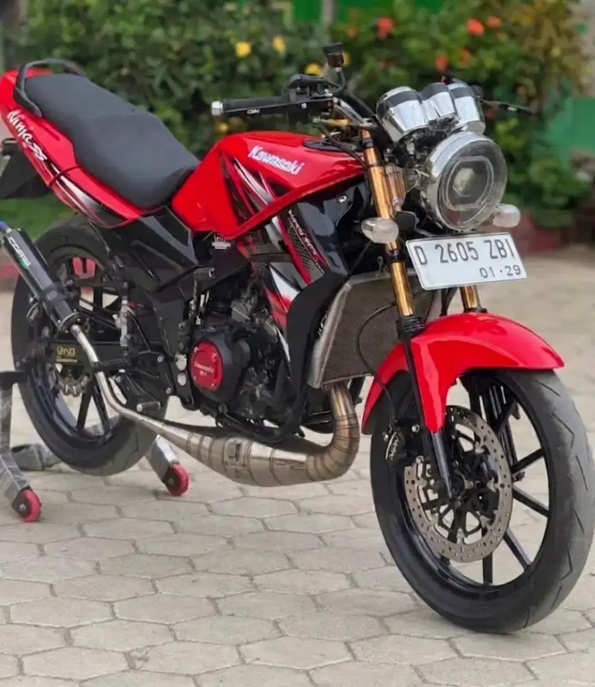 KAWASAKI NINJA SS TAHUN 2013