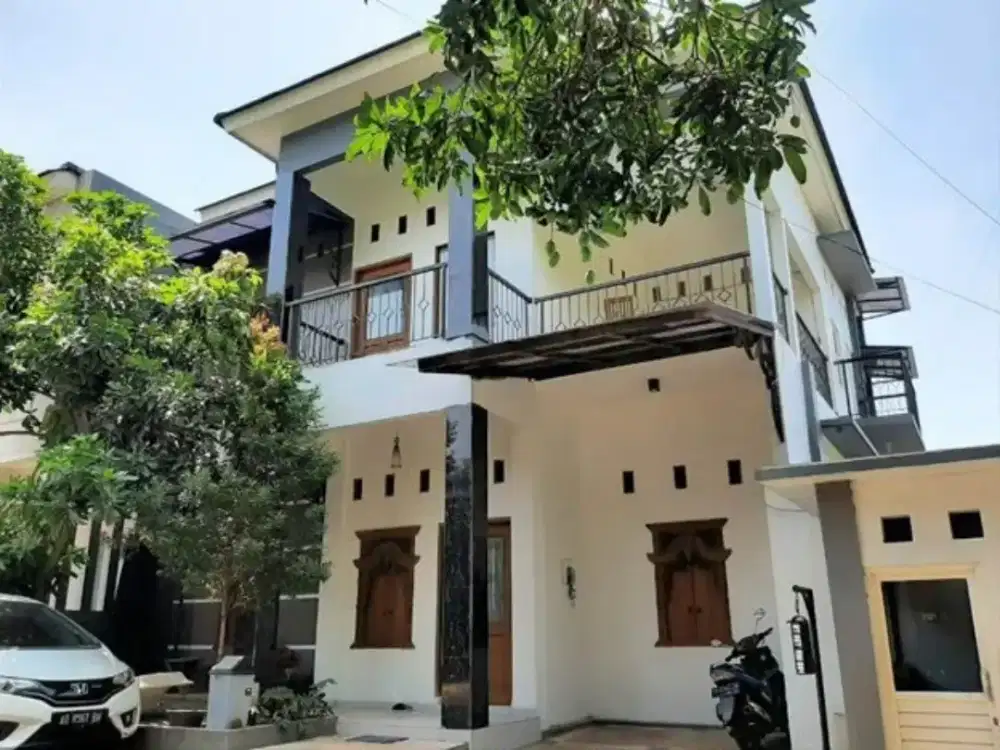 Rumah dijual cepat 2 lantai durian banyumanik sangat strategis