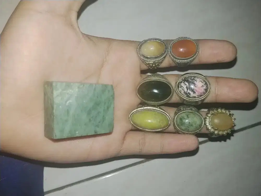 BATU AKIK ANTIK