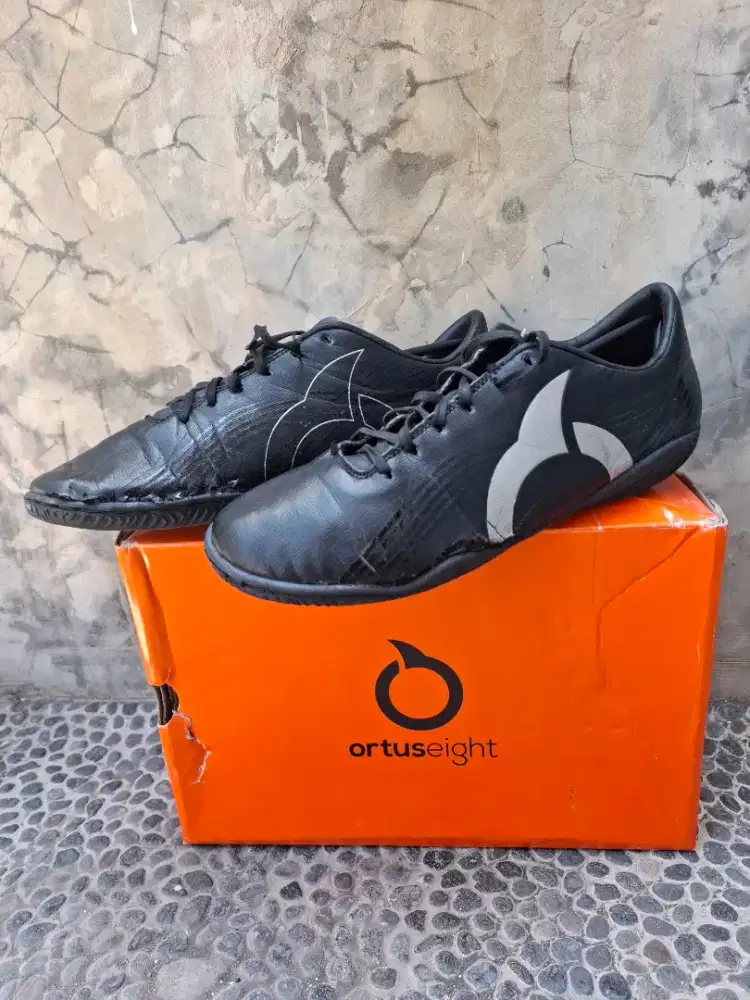 Sepatu Futsal Ortus Bekas Size 40 Kondisi Minus Harga Net Original