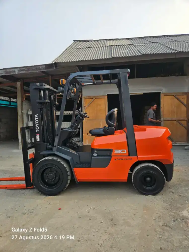 Forklift Toyota 3 Ton,Matic,3 Meter,1DZ-II,Seri FDZN30,Tahun 2020