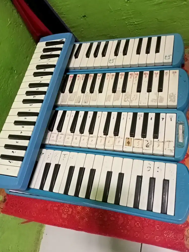 pianika seken minus g ada selange