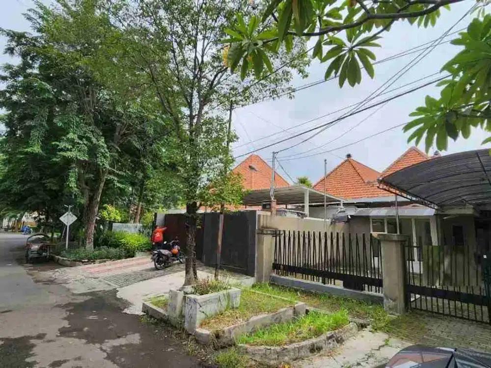 Dijual Rumah Jl Wr Supratman Surabaya Pusat