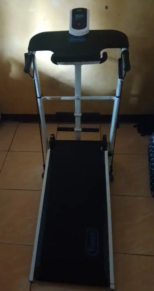 Dijual treadmill manual Baru dipakai 3bln