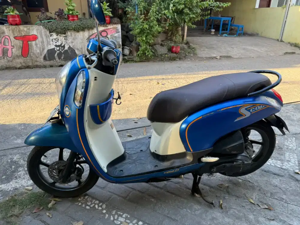 Scoopy injeksi THN 2013 plat AB kota