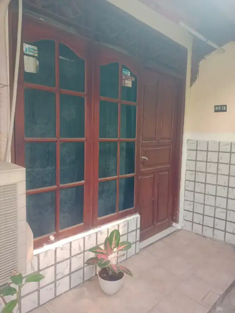 DISEWAKAN RUMAH KONTRAKAN – LOKASI STRATEGIS DI KAYUMANIS, MATARAMAN