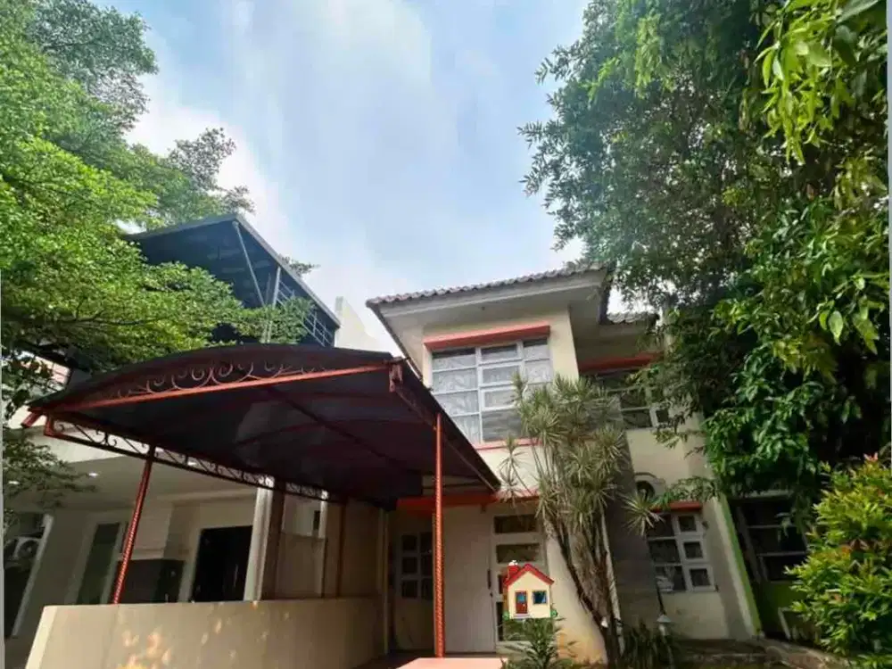 Rumah Sewa Tanah Luas Legenda Wisata Cibubur