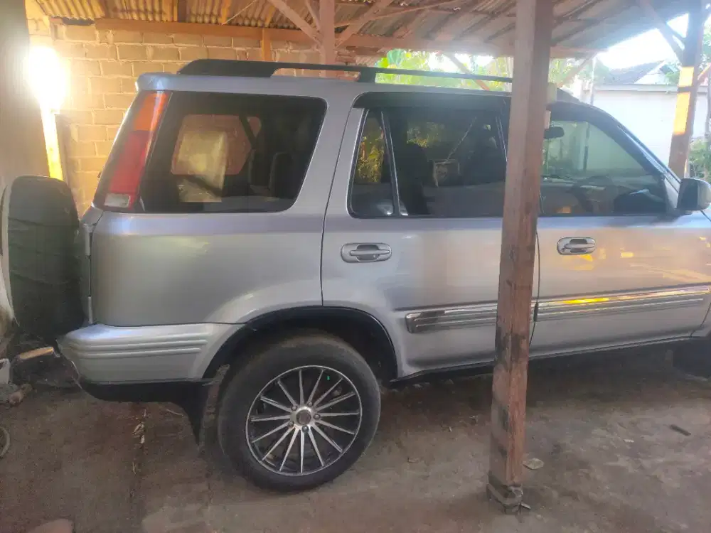 CRV 2000 istimewa
