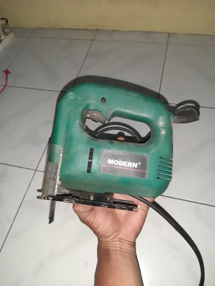 Mesin gergaji tangan jigshaw modern M-2200B